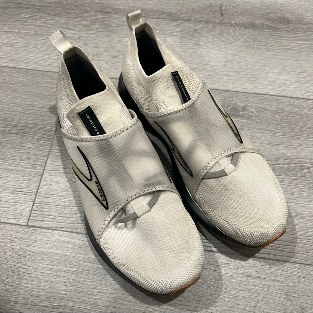 Brooks White Slip-On Men's Sneakers